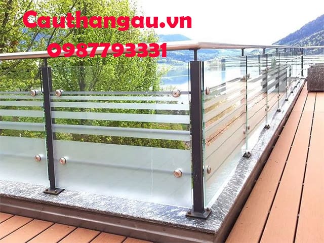 ban công kính đẹp nhất